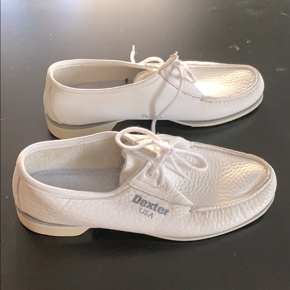EUC Dexter Women’s Vintage Leather Bowling Shoes